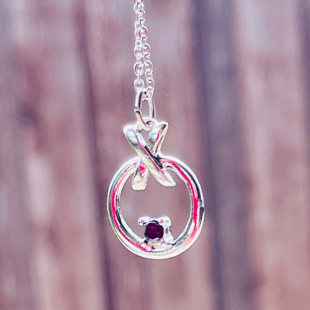 NEW Silver Tone XO Fashion Jewelry Necklace Red Center Stone Pendant Minimalist